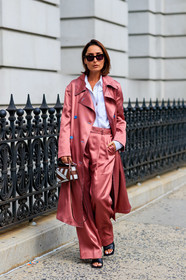 black shoes, brown bag, geraldine boublil, graphic bag, leather bag, leather shoes, loewe, pink coat, pink pants, printed bag, striped bag, sunglasses, trench coat, trousers, white shirt, street style, jonathan paciullo, FW, frenchystyle, fashion week, NEW YORK, NYFW, SPRING SUMMER 2020, SS 20, vertical, full length