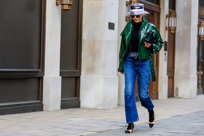 beige shoes, black bag, black sweater, blue denim, camera, chanel, denim pants, green jacket, hermès, high heels, jeans, leather bag, leather jacket, leather perfecto, leather shoes, sunglasses, transparent hat, trousers, street style, jonathan paciullo, FW, frenchystyle, fashion week, LFW, LONDON, AUTUMN WINTER 2018-2019, AW 18-19, FALL WINTER 2018-2019, FW 18-19, horizontal, atmosphere details, full length, sylvia haghjoo