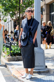 black and white bag, black jacket, black skirt, black t shirt, high heels, leather shoes, leather skirt, sleeveless, sunglasses, tone on tone, white shoes, street style, jonathan paciullo, FW, frenchystyle, fashion week, NEW YORK, NYFW, SPRING SUMMER 2020, SS 20, vertical, full length