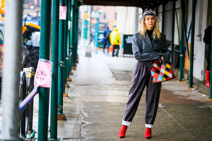 blazer, chanel, checked bag, graphic bag, grey jacket, grey pants, hat, high heels, high waist, leather bag, leather shoes, loewe, multicolor bag, printed bag, red shoes, trousers, street style, jonathan paciullo, FW, frenchystyle, fashion week, NYFW, NEW YORK, AUTUMN WINTER 2018-2019, AW 18-19, FALL WINTER 2018-2019, FW 18-19, atmosphere details, horizontal, full length, irina lakicevic