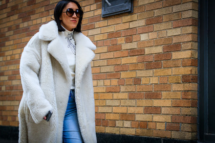 blue denim, denim pants, Fur coat, jeans, printed sweater, shearling, sunglasses, trousers, white coat, white fur, white sweater, street style, jonathan paciullo, FW, frenchystyle, fashion week, NYFW, NEW YORK, AUTUMN WINTER 2018-2019, AW 18-19, FALL WINTER 2018-2019, FW 18-19, atmosphere details, horizontal, detail, eva chen
