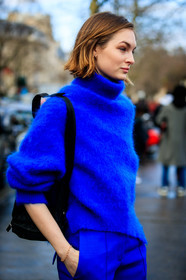 black bag, blue pants, blue sweater, leather bag, prada, trousers, street style, jonathan paciullo, FW, frenchystyle, fashion week, PFW, PARIS, AUTUMN WINTER 2018-2019, FALL WINTER 2018-2019, FW 18-19, vertical, atmosphere details, model