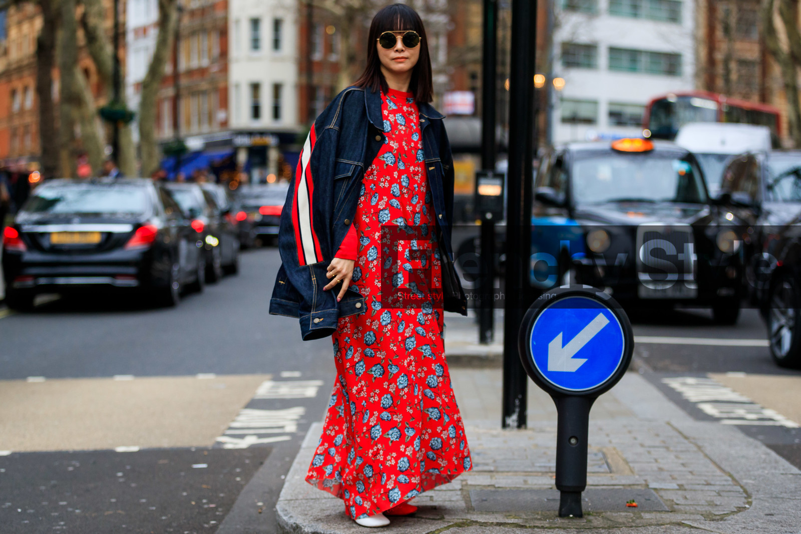 blue denim, denim jacket, graphic dress, graphic jacket, maiko shibata, over the shoulder, printed dress, printed jacket, red dress, sunglasses, LONDON, LFW, fashion week, frenchystyle, FW, jonathan paciullo, street style, AUTUMN WINTER 2019-2020, AW 19-20, FW 19-20, FALL WINTER 2019-2020, horizontal, atmosphere details, full length