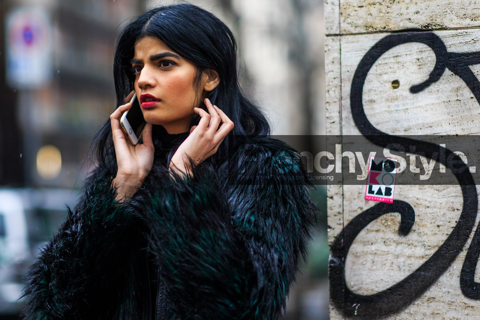 atmosphere details, AUTUMN WINTER 2016-2017, AW 16-17, Bhumika Arora, black fur, black jacket, detail, FALL WINTER 2016-2017, fashion week, frenchystyle, fur jacket, FW, FW 16-17, green fur, horizontal, jonathan paciullo, LFW, LONDON, long hair, MENSWEAR, model, street style