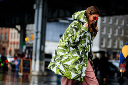 down jacket, floral, flowers, graphic jacket, hood, pink pants, printed jacket, sunglasses, trousers, street style, jonathan paciullo, FW, frenchystyle, fashion week, NYFW, NEW YORK, AUTUMN WINTER 2018-2019, AW 18-19, FALL WINTER 2018-2019, FW 18-19, atmosphere details, horizontal, detail