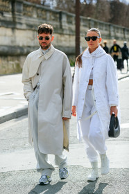 alice & j.s, JS roques, alice barbier, white trench coat, white top, light grey pants, silvered sneakers, white sneakers, metalic frame sunglasses, round shape sunglasses, small sunglasses, dior sunglasses, dior coat, dior pants, dior pin, dior total look, dior top, white coat, used coat, raincoat, white pants, white leather boots, white leather sneakers, zipped boots, flat boots, nike shoes, black leather bag, round shape bag, hand bag, celine sunglasses, futurist shape sunglasses, black sunglasses, butterfly sunglasses, cropped top, turtleneck top, fashion week, frenchystyle, FW, jonathan paciullo, street style, PFW, PARIS, AUTUMN WINTER 2020-2021, FALL WINTER 2020-2021, FW 20-21, vertical, full length