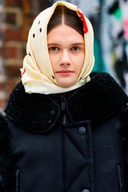 black fur coat, black jacket, Daniela Kocianova, headscarf, model, moncler, yellow scarf, street style, jonathan paciullo, frenchystyle, NYFW, NEW YORK, AUTUMN WINTER 2019-2020, AW 19-20, FALL WINTER 2019-2020, FW 19-20, fashion week, FW, vertical, atmosphere details, detail