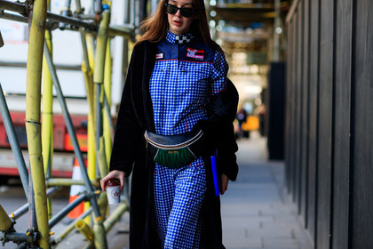 black fur coat, blue jumpsuit, check jumpsuit, checked, fanny pack, gingham, graphic jumpsuit, graphic pants, green bag, leather bag, miu miu, off the shoulder, plaid, printed jumpsuit, printed pants, sunglasses, trousers, fashion week, frenchystyle, FW, jonathan paciullo, street style, LFW, LONDON, AUTUMN WINTER 2018-2019, AW 18-19, FALL WINTER 2018-2019, FW 18-19, horizontal, atmosphere details, detail, estelle pigault