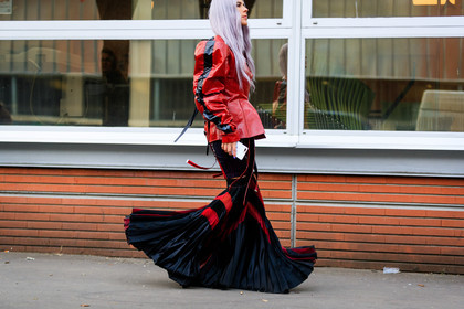 black skirt, dyed hair, graphic jacket, graphic skirt, leather jacket, pleated skirt, printed jacket, printed skirt, red jacket, fashion week, frenchystyle, FW, jonathan paciullo, street style, PFW, PARIS, AUTUMN WINTER 2018-2019, FALL WINTER 2018-2019, FW 18-19, horizontal, atmosphere details