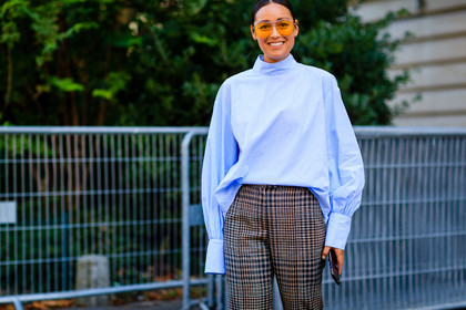 atmosphere details, brown pants, detail, fashion week, frenchystyle, FW, geometric, graphic pants, horizontal, jonathan paciullo, PARIS, PFW, plaid, printed pants, rachael wang, SPRING SUMMER 2017, SS 17, street style, striped pants, sunglasses, tartan, trousers, white shirt