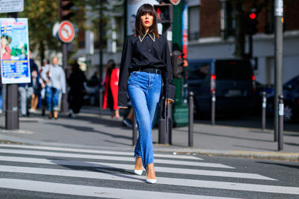 atmosphere details, black shirt, blue denim, denim pants, Evangelie Smyrniotaki, fashion week, frenchystyle, full length, FW, high heels, horizontal, jeans, jonathan paciullo, leather shoes, PARIS, PFW, SPRING SUMMER 2017, SS 17, street style, trousers, white shoes