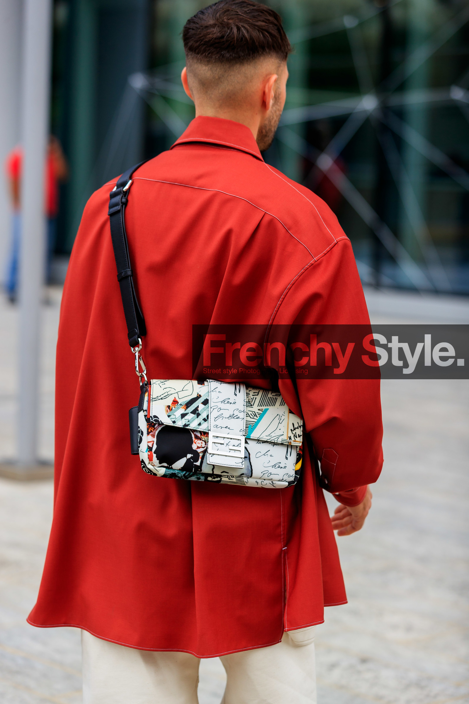 alice & j.s, JS roques, back details, red shirt, crossbody bag, fendi bag, fendi baguette bag, printed bag, fashion week, frenchystyle, FW, jonathan paciullo, street style, vertical, atmosphere details, detail, MFW, MILAN, SPRING SUMMER 2020, SS 20