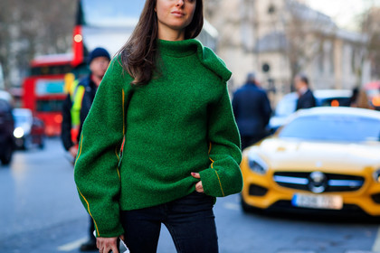 atmosphere details, AUTUMN WINTER 2017-2018, AW 17-18, black denim, denim pants, detail, FALL WINTER 2017-2018, fashion week, frenchystyle, FW, FW 17-18, green sweater, horizontal, jeans, jonathan paciullo, LFW, LONDON, street style, trousers