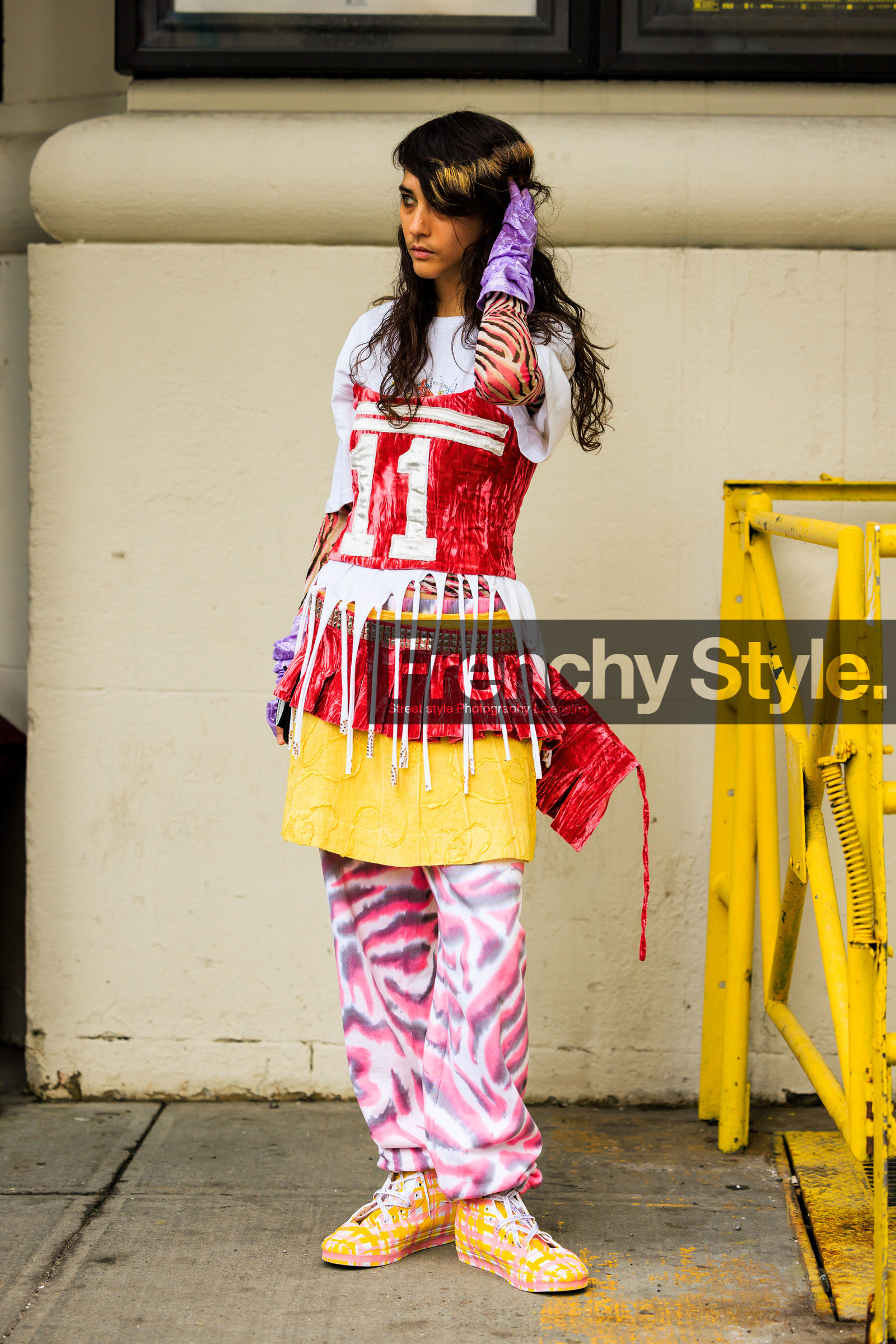 punk look, multicolor look, purple gloves, red tanktop, white tshirt, tie dye pants, multicolor pants, multicolor converse, multicolo second skin, yellow skirt, street style, jonathan paciullo, FW, frenchystyle, fashion week, NYFW, NEW YORK, AUTUMN WINTER 2022-2023, FALL WINTER 2022_2023, FW 22-23, vertical, full length
