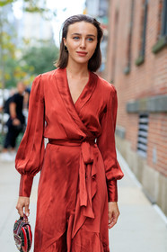 fendi, leather bag, mary leest, monogram, pulled back hair, red bag, red dress, street style, jonathan paciullo, FW, frenchystyle, fashion week, NEW YORK, NYFW, SPRING SUMMER 2020, SS 20, vertical, detail, atmosphere details
