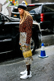 adidas, animal print, beige skirt, black beanie, chloe king, graphic skirt, graphic sweater, leather bag, leather shoes, leopard, orange sweater, printed skirt, printed sweater, proenza schouler, snake print, white shoes, yellow bag, street style, jonathan paciullo, frenchystyle, NYFW, NEW YORK, AUTUMN WINTER 2019-2020, AW 19-20, FALL WINTER 2019-2020, FW 19-20, fashion week, FW, vertical, full length