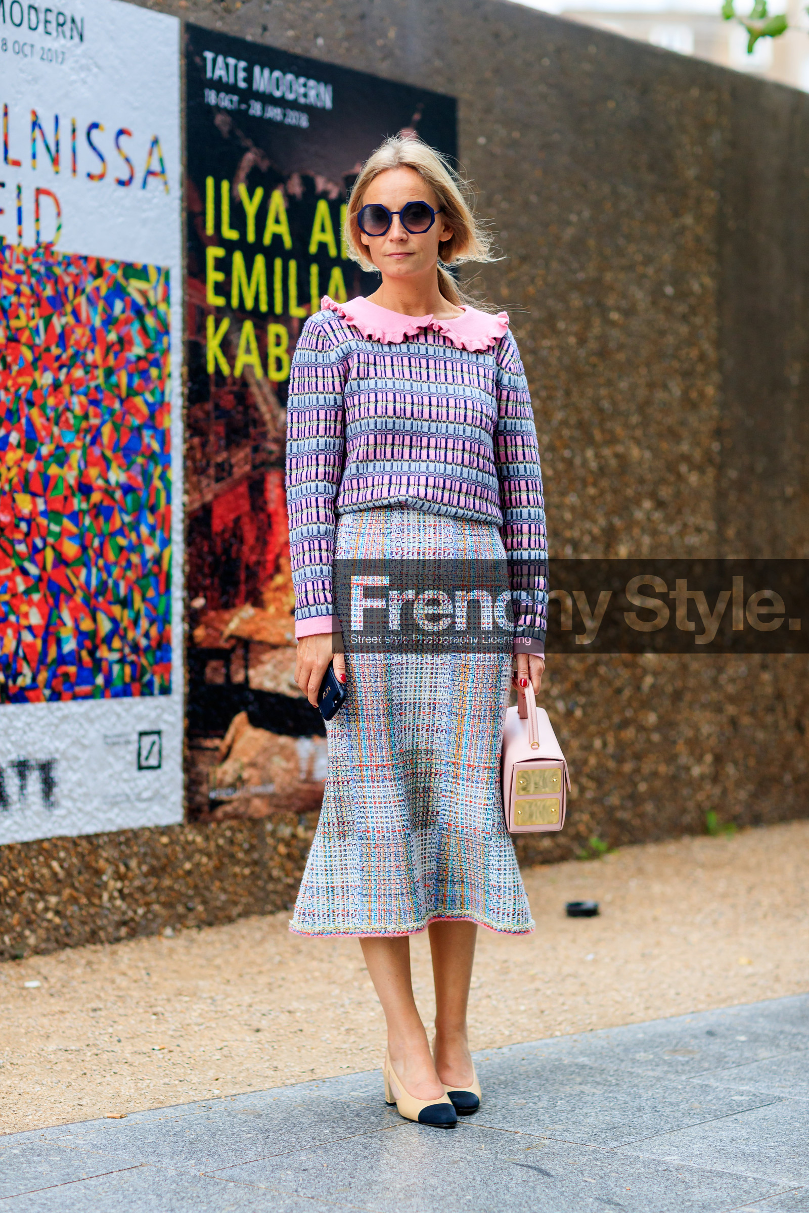 beige shoes, chanel, checked skirt, checked top, fashion week, frenchystyle, full length, FW, graphic skirt, graphic top, high heels, jonathan paciullo, leather bag, leather shoes, LFW, LONDON, pink bag, pink top, printed skirt, printed top, SPRING SUMMER 2018, SS 18, street style, tweed skirt, vertical