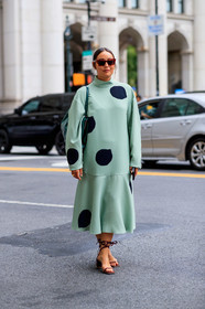 brown sandals, graphic dress, green dress, high heels, leather shoes, luping wang, polka dot, printed dress, rachael wang, sunglasses, street style, jonathan paciullo, FW, frenchystyle, fashion week, NEW YORK, NYFW, SPRING SUMMER 2020, SS 20, vertical, full length