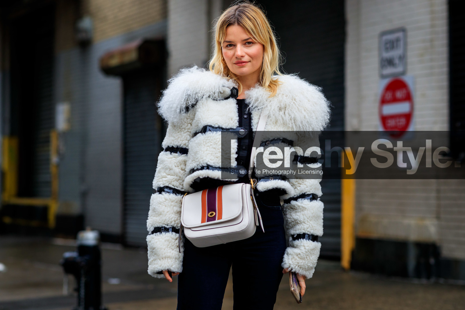 sabina socol, white coat, fur coat, striped coat, black polish coat, vinyl coat, longchamp coat, cropped coat, white leather bag, coach bag, striped boots, fashion week, frenchystyle, FW, jonathan paciullo, street style, NYFW, NEW YORK, AUTUMN WINTER 2020-2021, FALL WINTER 2020-2021, FW 20-21, horizontal, atmosphere details, detail