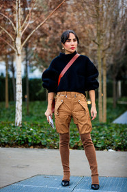 black shoes, black sweater, brown pants, chloé, earrings, leather bag, leather shoes, red bag, trousers, PARIS, PFW, street style, jonathan paciullo, FW, frenchystyle, fashion week, AUTUMN WINTER 2019-2020, AW 19-20, FALL WINTER 2019-2020, FW 19-20, vertical, full length