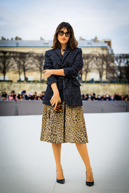 leopard print dress, midi dress, grey blazer, animal print skirt, dior, black stiletto, black sunglasses, studded belt, iphone, leopard print case, jeanne damas, fashion week, frenchystyle, FW, jonathan paciullo, street style, AUTUMN WINTER 2022-2023, FALL WINTER 2022_2023, FW 22-23, PFW, PARIS, vertical, full length
