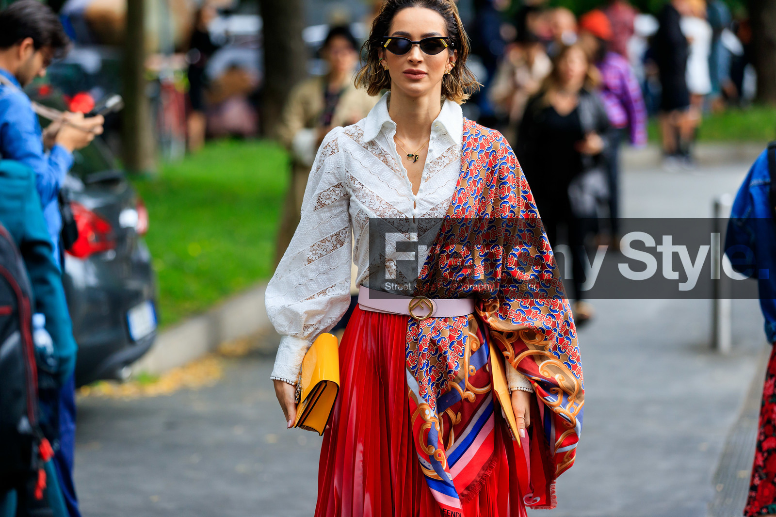 fendi look, fendi bag, fendi scarf, fendi skirt, fendi belt, fendi sunglasses, butterfly sunglasses, black sunglasses, printed scarf, monogrammed scarf, white shirt, long sleeves shirt, lace shirt, balloon sleeves, pink leather belt, pleated skirt, red leather skirt, yellow bag, polish bag, fashion week, frenchystyle, FW, jonathan paciullo, street style, MFW, MILAN, SPRING SUMMER 2020, SS 20