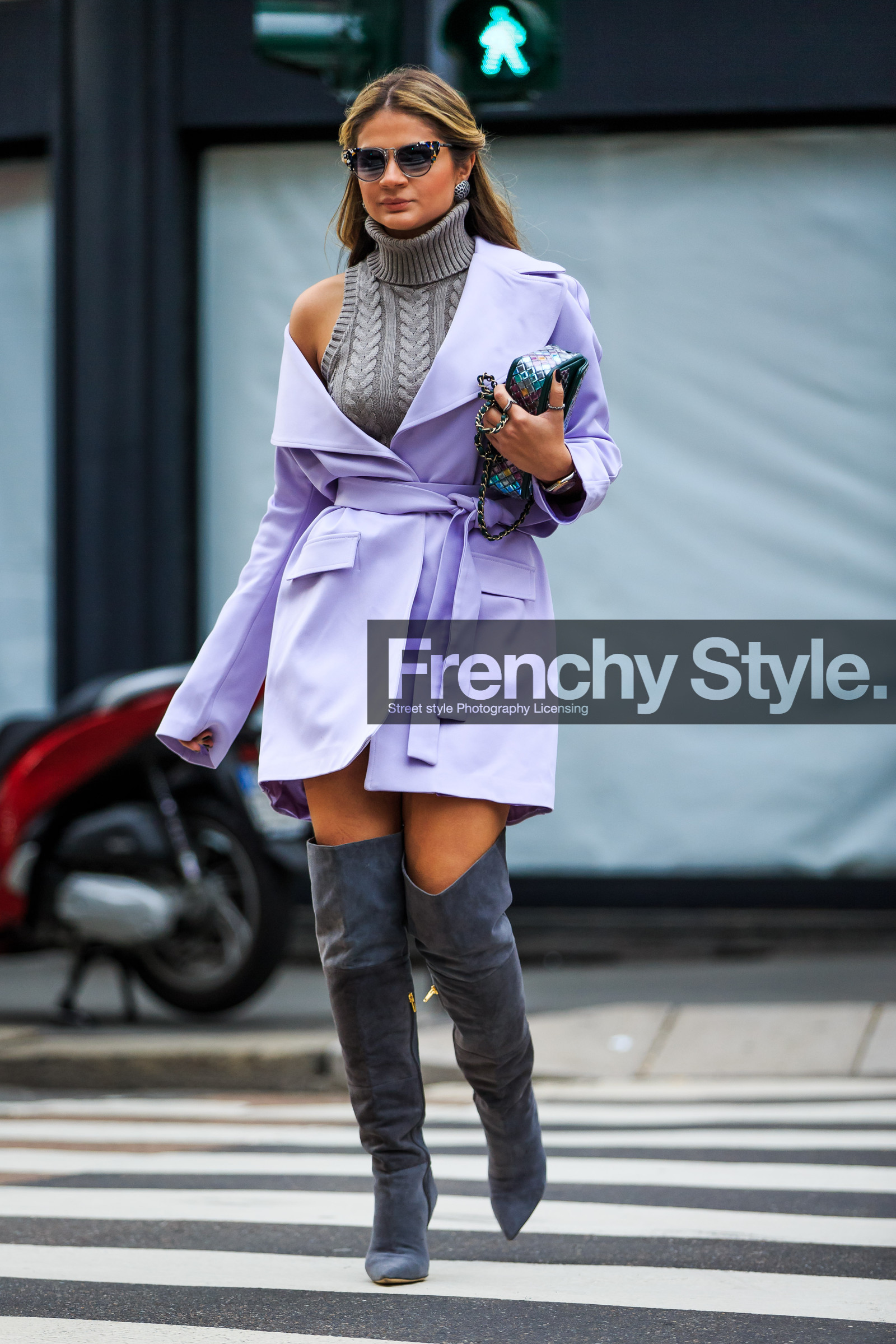 AUTUMN WINTER 2016-2017, AW 16-17, chanel, embroidered bag, FALL WINTER 2016-2017, fashion week, frenchystyle, full length, FW, FW 16-17, graphic bag, green bag, grey boots, grey knit, high boots, high heels, jonathan paciullo, leather bag, LFW, LONDON, MENSWEAR, purple coat, purple jacket, street style, suede shoes, sunglasses, thassia naves, turtleneck sweater, vertical