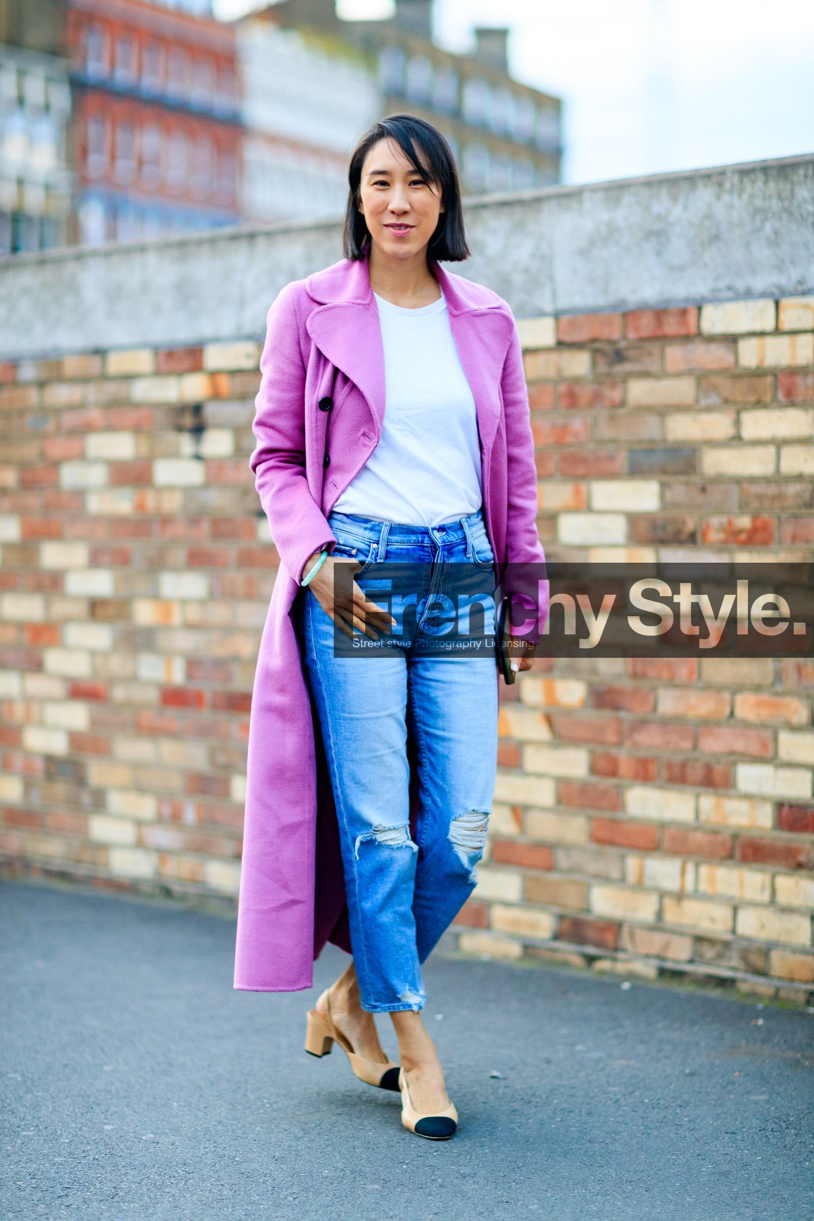 beige shoes, blue denim, chanel, denim pants, eva chen, fashion week, frenchystyle, full length, FW, high heels, jeans, jonathan paciullo, leather shoes, LFW, LONDON, pink coat, SPRING SUMMER 2018, SS 18, street style, trousers, vertical, white t shirt