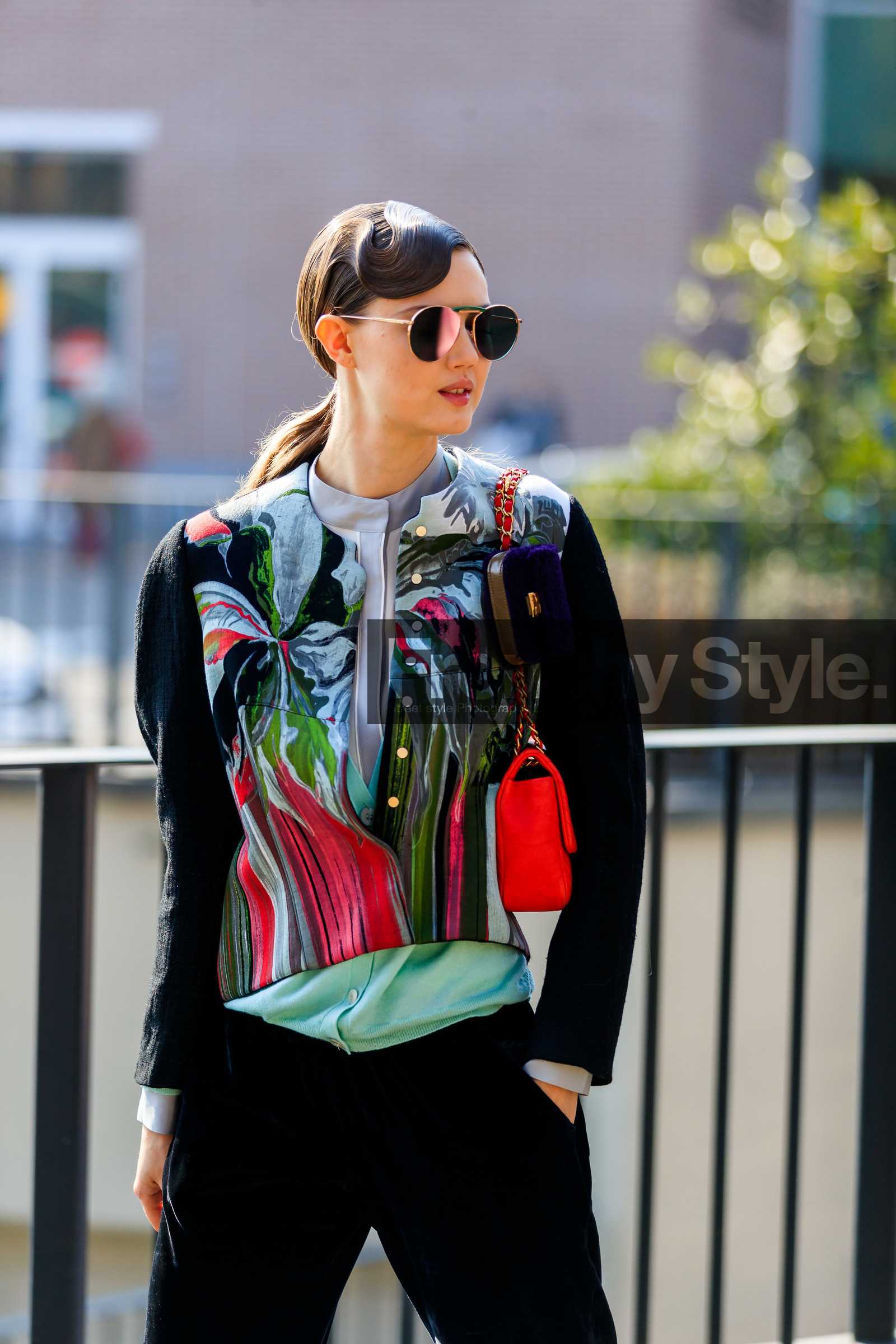 black pants, chanel handbag, graphic jacket, leather bag, model, multicolor jacket, ponytail, printed jacket, red bag, sunglasses, trousers, wet hair, MILAN, MFW, fashion week, frenchystyle, FW, jonathan paciullo, street style, AUTUMN WINTER 2019-2020, AW 19-20, FALL WINTER 2019-2020, FW 19-20, vertical, atmosphere details, detail