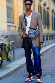 alton mason, blazer, blue bag, blue denim, brown jacket, christian dior, denim pants, graphic bag, graphic pants, jeans, leather bag, leather shoes, model, monogram, necklace, nike, printed bag, printed pants, red sneakers, saddle bag, sunglasses, trousers, white tank top, MILAN, MFW, fashion week, frenchystyle, FW, jonathan paciullo, street style, AUTUMN WINTER 2019-2020, AW 19-20, FALL WINTER 2019-2020, FW 19-20, vertical, atmosphere details, detail