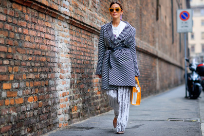 atmosphere details, AUTUMN WINTER 2017-2018, AW 17-18, balenciaga, belted coat, black and white, black belt, checked coat, earrings, FALL WINTER 2017-2018, fashion week, frenchystyle, full length, FW, FW 17-18, gingham, glitter, graphic bag, graphic coat, horizontal, jonathan paciullo, leather bag, leather belt, leather shoes, MFW, MILAN, nude shoes, plaid, printed bag, printed jacket, shiny pants, silver pants, street style, striped bag, sunglasses, sylvia haghjoo, trousers, white t shirt, yellow bag