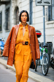 camel jacket, choker, fanny pack, leather bag, leather jacket, mini bag, necklace, over the shoulder, trousers, yellow pants, yellow shirt, MILAN, MFW, fashion week, frenchystyle, FW, jonathan paciullo, street style, AUTUMN WINTER 2019-2020, AW 19-20, FALL WINTER 2019-2020, FW 19-20, vertical, atmosphere details, detail