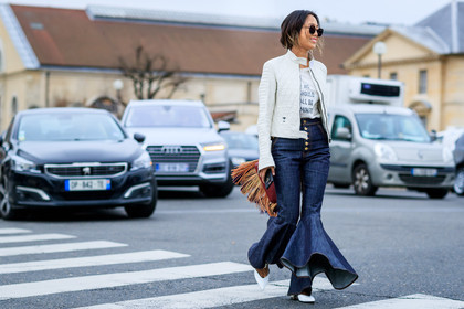 aimee song, atmosphere details, AUTUMN WINTER 2017-2018, AW 17-18, blue denim, brown bag, christian dior, denim pants, FALL WINTER 2017-2018, fashion week, flare jean, frenchystyle, fringes, full length, FW, FW 17-18, horizontal, jeans, jonathan paciullo, leather bag, leather shoes, PARIS, PFW, printed t shirt, street style, sunglasses, trousers, white jacket, white shoes, white t shirt