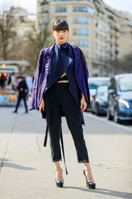 AUTUMN WINTER 2017-2018, AW 17-18, black pants, black shoes, FALL WINTER 2017-2018, fashion week, frenchystyle, full length, FW, FW 17-18, high heels, jonathan paciullo, kozue akimoto, leather shoes, PARIS, PFW, purple jacket, street style, trousers, vertical