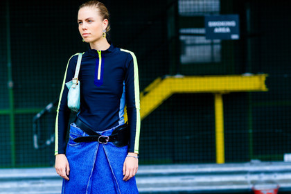 atmosphere details, black belt, blue denim, denim skirt, detail, fashion week, frenchystyle, FW, green bag, horizontal, jonathan paciullo, leather bag, leather belt, LFW, LONDON, mint, navy sweater, SPRING SUMMER 2017, SS 17, street style, turquoise, woman
