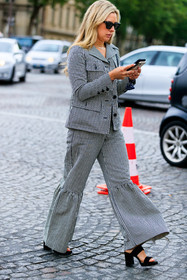 bicolor jacket, bicolor pants, black jacket, black pants, black sunglasses, white jacket, white pants, white suits, striped jacket, striped pants, striped suits, eyecat sunglasses, flare pants, black suede slippers, high heels slippers, fashion week, frenchystyle, FW, jonathan paciullo, street style, PFW, PARIS, SPRING SUMMER 2022, SS 22, vertical, full length
