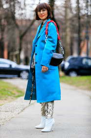 animal print, balenciaga, black bag, blue coat, fanny pack, graphic pants, grey pants, high heels, leather bag, leather shoes, liz yu, necklace, printed pants, snake print, sunglasses, trousers, white shoes, MILAN, MFW, fashion week, frenchystyle, FW, jonathan paciullo, street style, AUTUMN WINTER 2019-2020, AW 19-20, FALL WINTER 2019-2020, FW 19-20, vertical, full length