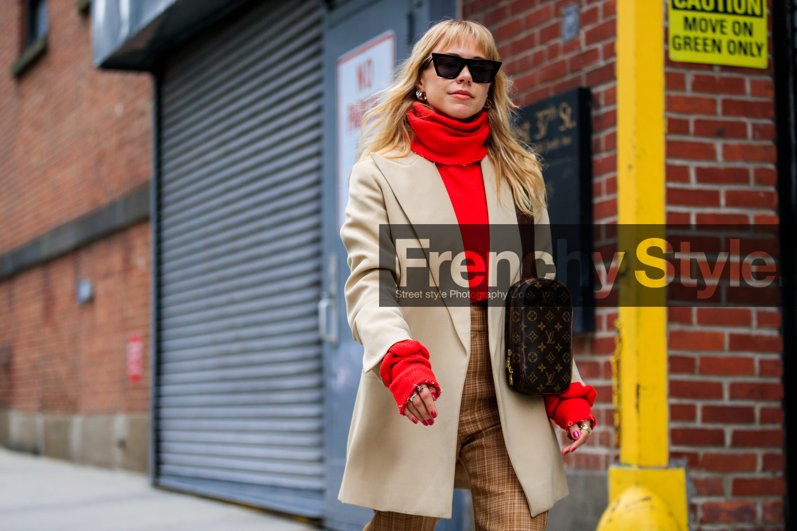 beige jacket, blazer, brown bag, brown pants, checked, checked pants, graphic bag, graphic pants, leather bag, louis vuitton, monogram, plaid, printed bag, printed pants, red sweater, sunglasses, tartan, trousers, turtleneck sweater, street style, jonathan paciullo, FW, frenchystyle, fashion week, NYFW, NEW YORK, AUTUMN WINTER 2018-2019, AW 18-19, FALL WINTER 2018-2019, FW 18-19, atmosphere details, horizontal, detail, courtney trop
