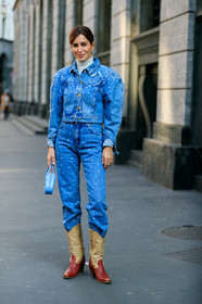 gala gonzalez, denim, denim jacket, denim total look, blue jacket, blue jeans, strassed jacket, strassed jeans, floral embroidered jacket, white pullover, turtleneck pullover, blue leather bag, hand bag, round shape bag, animal skin bag, balloon sleeves, cowboy boots, beige leather boots, brown leather boots, animal skin boots, fashion week, frenchystyle, FW, jonathan paciullo, street style, MFW, MILAN, AUTUMN WINTER 2020-2021, FALL WINTER 2020-2021, FW 20-21, vertical, full length
