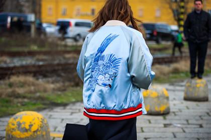 atmosphere details, AUTUMN WINTER 2016-2017, AW 16-17, back detail, blue jacket, bomber jacket, Christine Centenera, detail, embroidered jacket, embroideries, FALL WINTER 2016-2017, fashion week, frenchystyle, FW, FW 16-17, gucci, horizontal, jonathan paciullo, LFW, LONDON, MENSWEAR, satin, street style