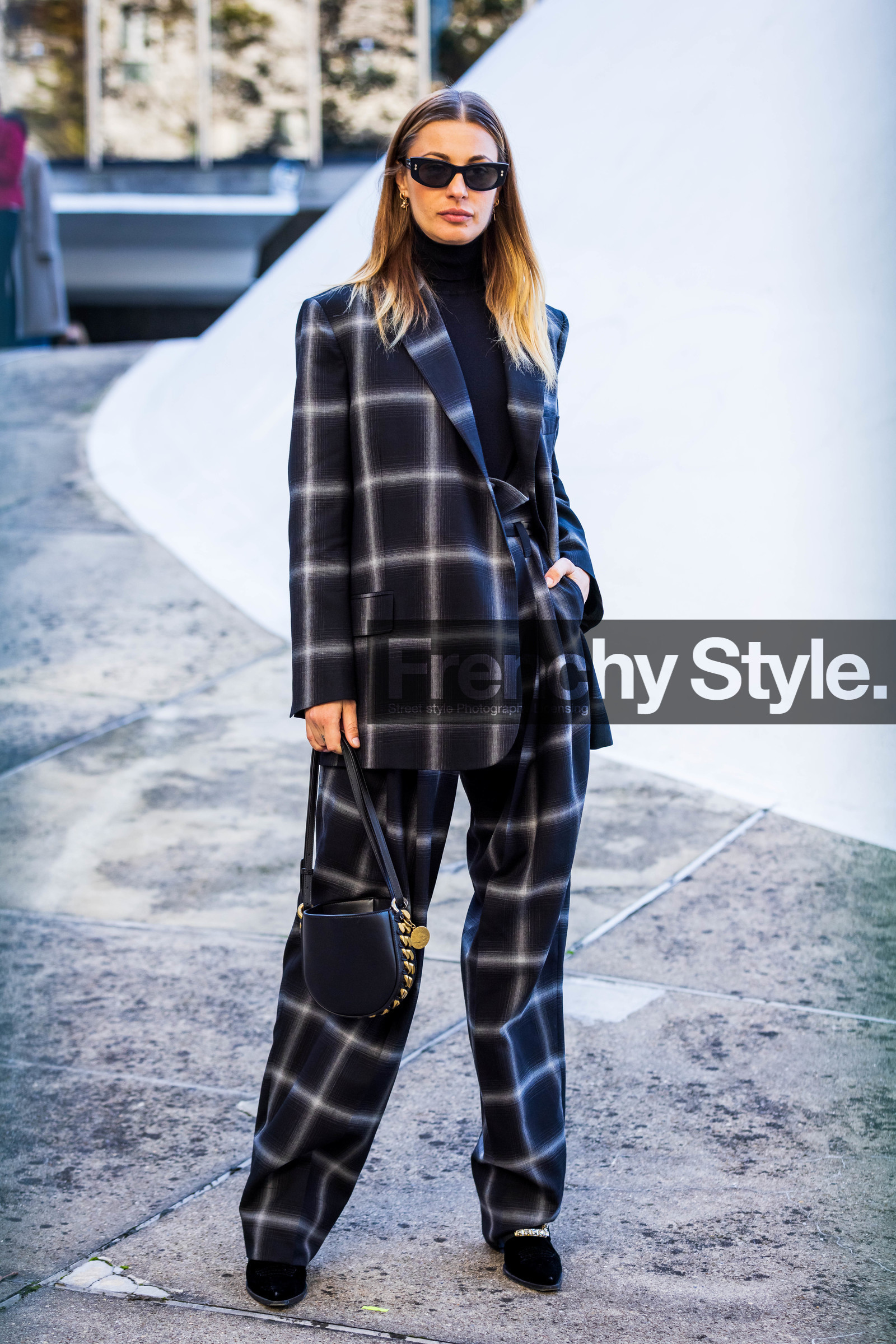 bag, black bag, black boots, black suits, black sunglasses, black turtleneck, boots, check, checked blazer, checked pants, leather bag, printed blazer, printed pants, rectangle sunglasses, stella mccartney bag, suits, sunglasses, turtleneck, fashion week, frenchystyle, FW, jonathan paciullo, street style, PFW, PARIS, SPRING SUMMER 2022, SS 22, vertical, full length
