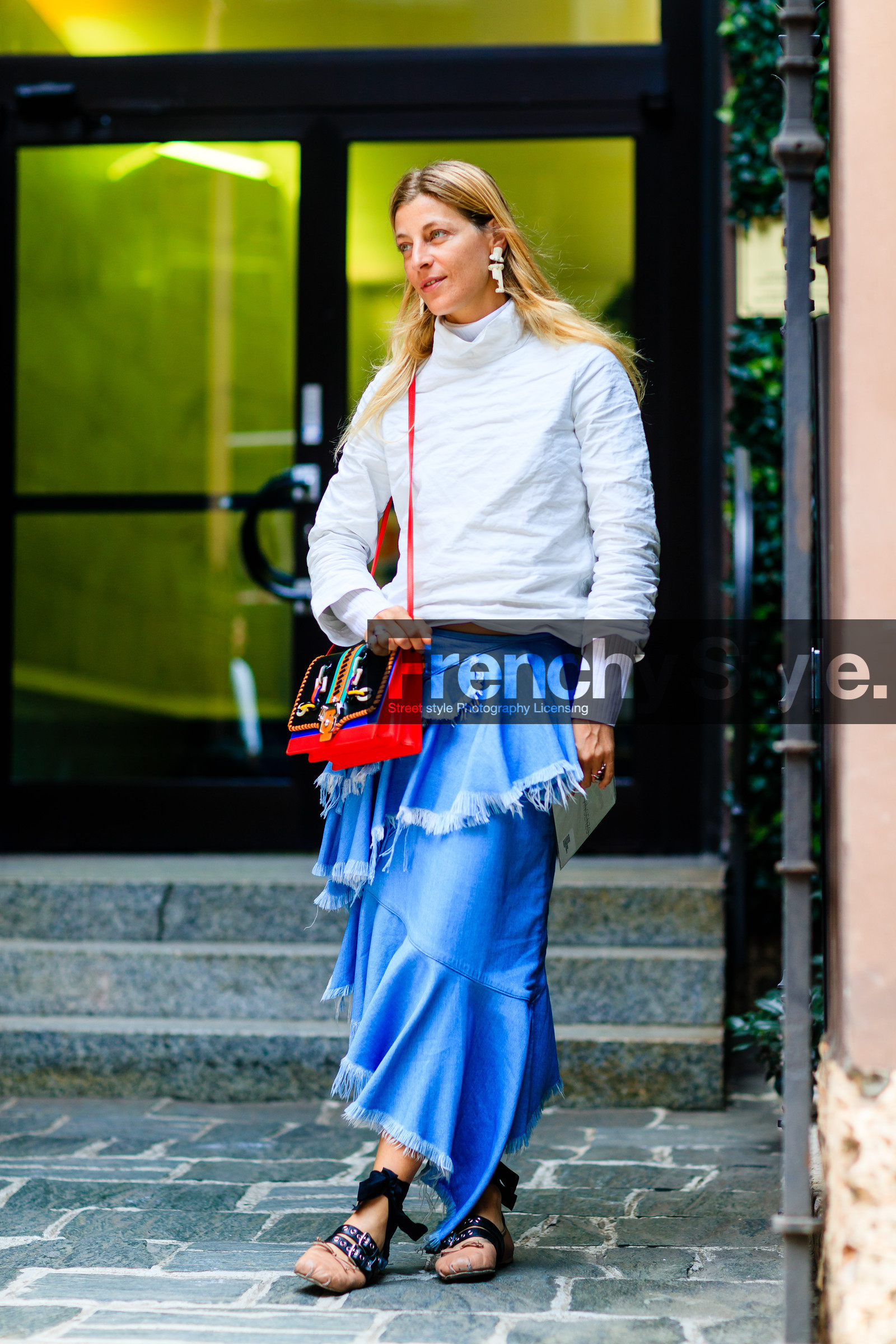 ada kokosar, ballerinas, blue denim, denim skirt, embroidered bag, fashion week, frenchystyle, full length, FW, jonathan paciullo, leather bag, leather shoes, MFW, MILAN, printed bag, red bag, ruffled skirt, SPRING SUMMER 2017, SS 17, street style, vertical, white top