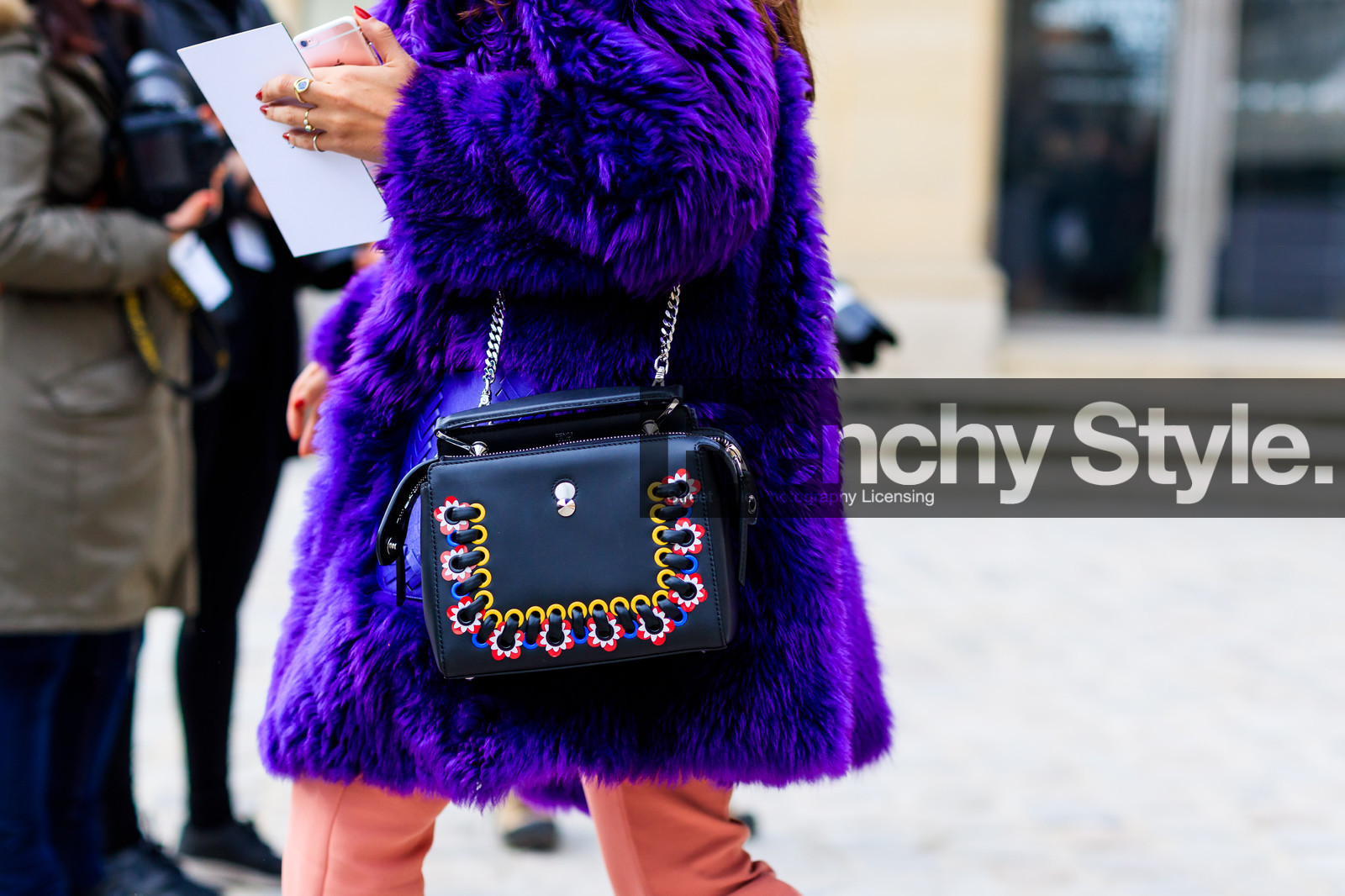 atmosphere details, AUTUMN WINTER 2017-2018, AW 17-18, black bag, christian dior, detail, embroidered bag, FALL WINTER 2017-2018, fashion week, frenchystyle, fur jacket, FW, FW 17-18, giorgia tal, horizontal, jonathan paciullo, leather bag, PARIS, PFW, pink pants, purple fur, purple jacket, street style, trousers