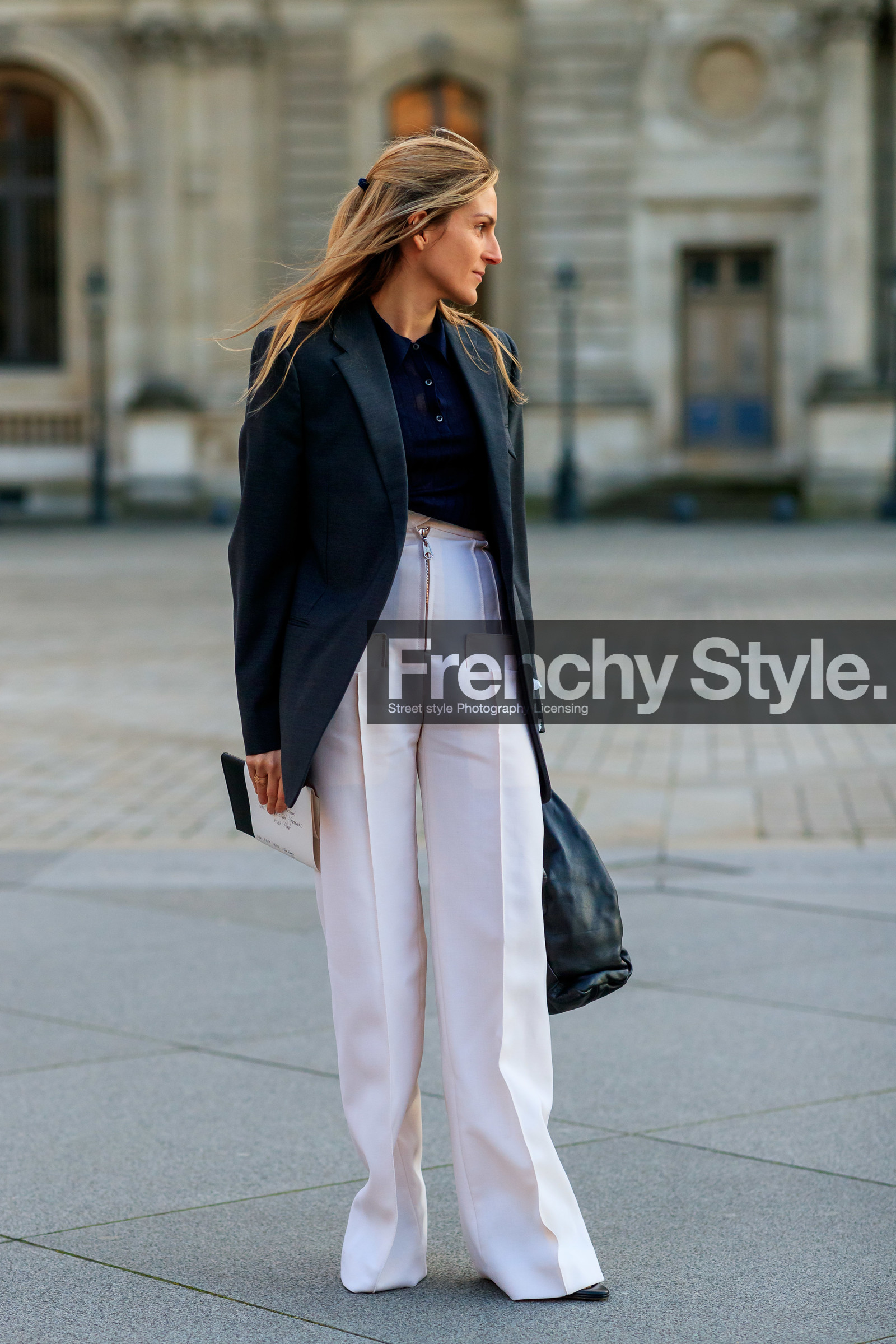gaia repossi, black jacket, navy blue pullover, navy blue polo shirt, polo collar pullover, white pants, zipped pants, high waist pants, loose pants, louis vuitton pants, fashion week, frenchystyle, FW, jonathan paciullo, street style, PFW, PARIS, vertical, full length