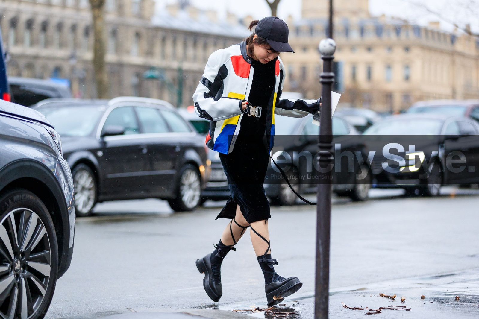 atmosphere details, AUTUMN WINTER 2017-2018, AW 17-18, black belt, black cap, black shoes, black skirt, black socks, FALL WINTER 2017-2018, fashion week, frenchystyle, full length, FW, FW 17-18, graphic jacket, horizontal, jonathan paciullo, leather shoes, multicolor jacket, PARIS, PFW, printed jacket, street style, white jacket
