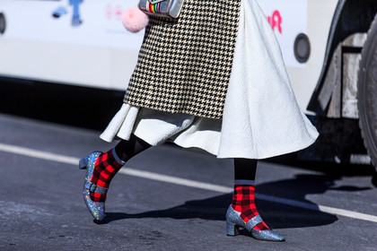 atmosphere details, AUTUMN WINTER 2016-2017, AW 16-17, babies, checked socks, detail, fashion week, frenchystyle, FW, FW 16-17, horizontal, houndstooth pattern, jonathan paciullo, kitten heels, NEW YORK, NYFW, plaid, red socks, shiny heels, silver heels, silver shoes, street style, white skirt, woman