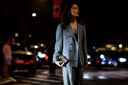 adrianne ho, blazer, graphic bag, graphic jacket, graphic pants, grey jacket, grey pants, grey suit, leather bag, printed bag, printed jacket, printed pants, trousers, fashion week, frenchystyle, FW, jonathan paciullo, street style, NYFW, NEW YORK, SPRING SUMMER 2019, SS 19, atmosphere details, horizontal, detail