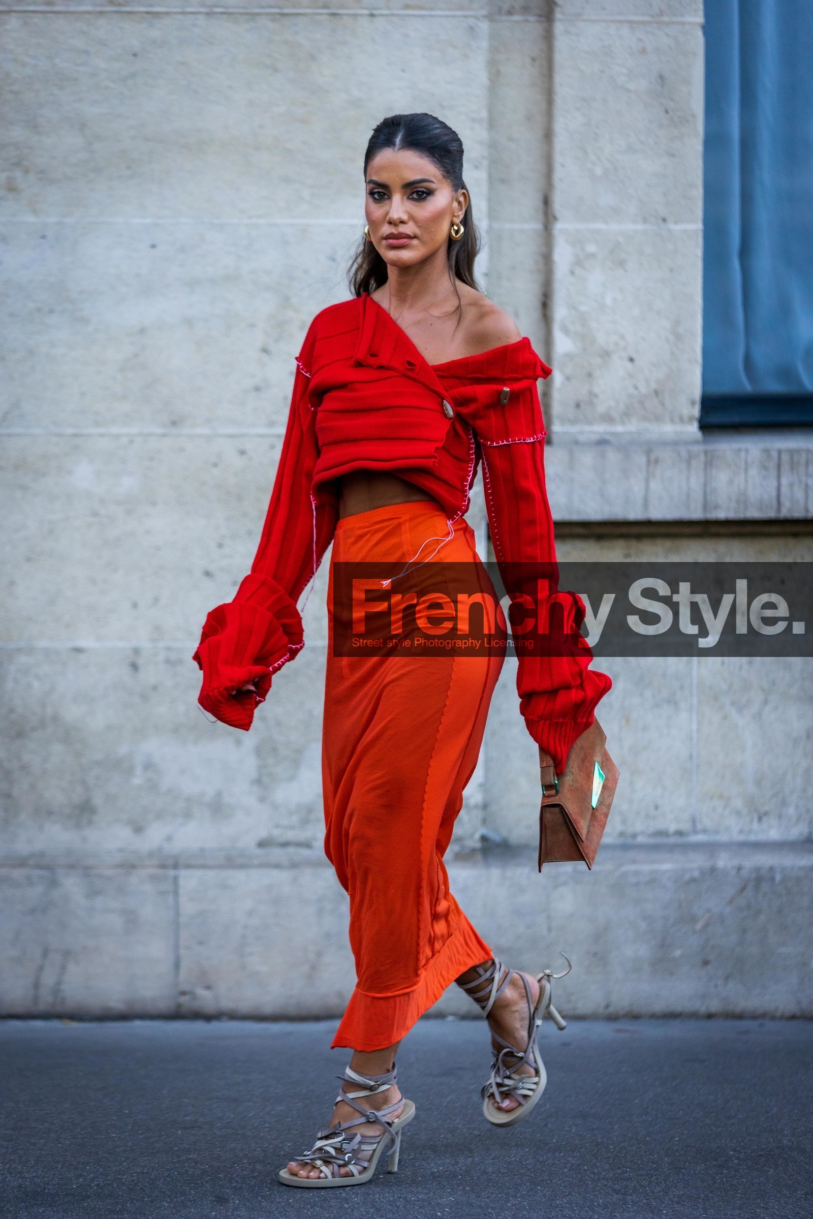 acne studios, acne studios bag, acne studios look, bag, beige sandals, Camila Coelho, color, crop knit, gold earrings, knit, long skirt, long sleeves, orange bag, orange skirt, red knitwear, sandals, skirt, transparent skirt, street style, jonathan paciullo, FW, frenchystyle, fashion week, PFW, PARIS, SPRING SUMMER 2022, SS 22, vertical, full length