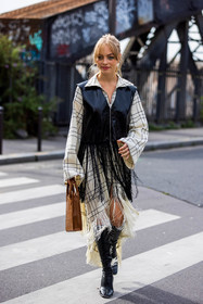 Anouchka Gauthier, bag, black boots, black jacket, boots, brown bag, camel bag, check print, checked dress, cream dress, dress, fringes, fringes dress, fringes jacket, hight boots, jacket, leather bag, leather boots, leather jacket, printed dress, sleveless jacket, fashion week, frenchystyle, FW, jonathan paciullo, street style, PFW, PARIS, SPRING SUMMER 2022, SS 22, vertical, full length