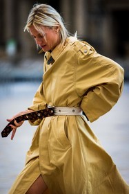 belted coat, coat, louis vuitton look, white belt, yellow coat, logo print, fashion week, frenchystyle, FW, jonathan paciullo, street style, PFW, PARIS, SPRING SUMMER 2022, SS 22, vertical, atmosphere details